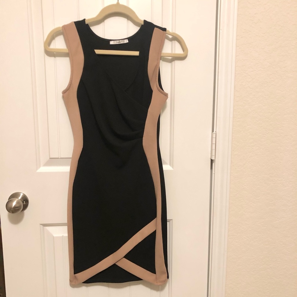 NWOT Papaya Bodycon Dress